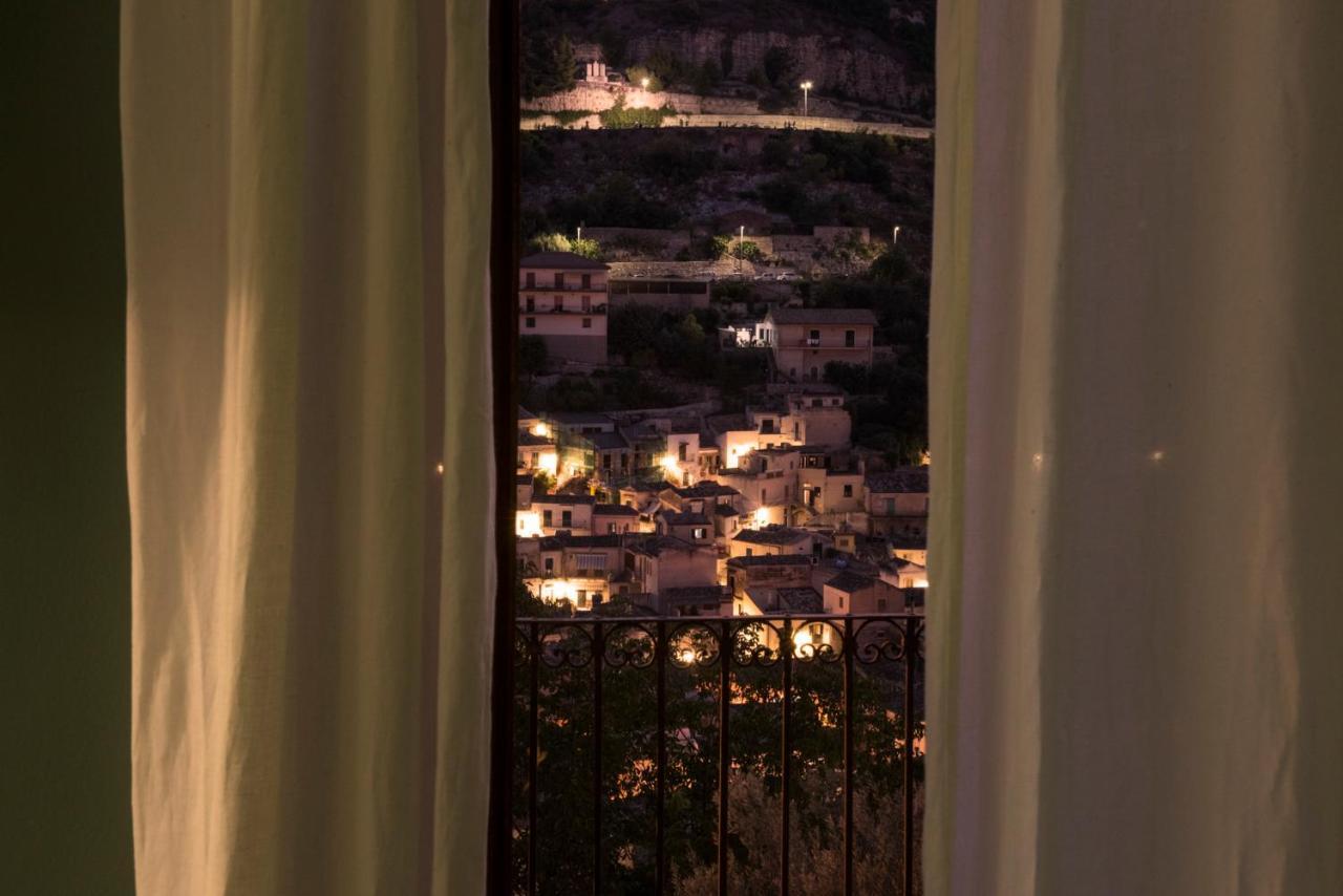 Le Stanze Del Cioccolato Bed & Breakfast Modica Exterior foto